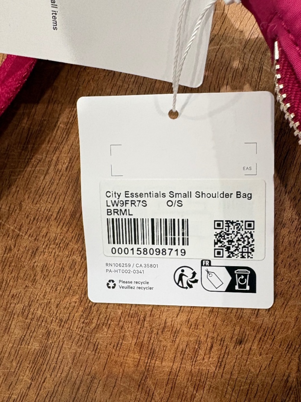 Lululemon City Essentials Shoulder/Crossbody bag Berry rumble - Picture 9 of 12